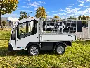 Camion utilitaire blanc chez Niagara Cars.webp